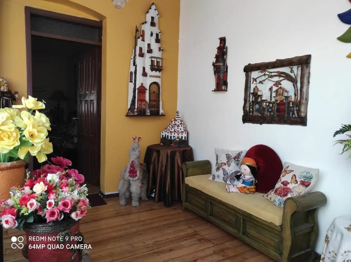 Mansion Barroca Quitoアパートメント キト